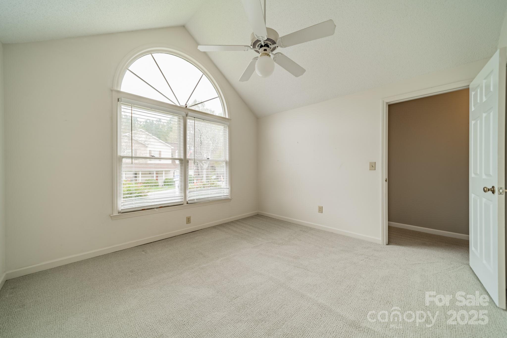 Tega Cay - Residential