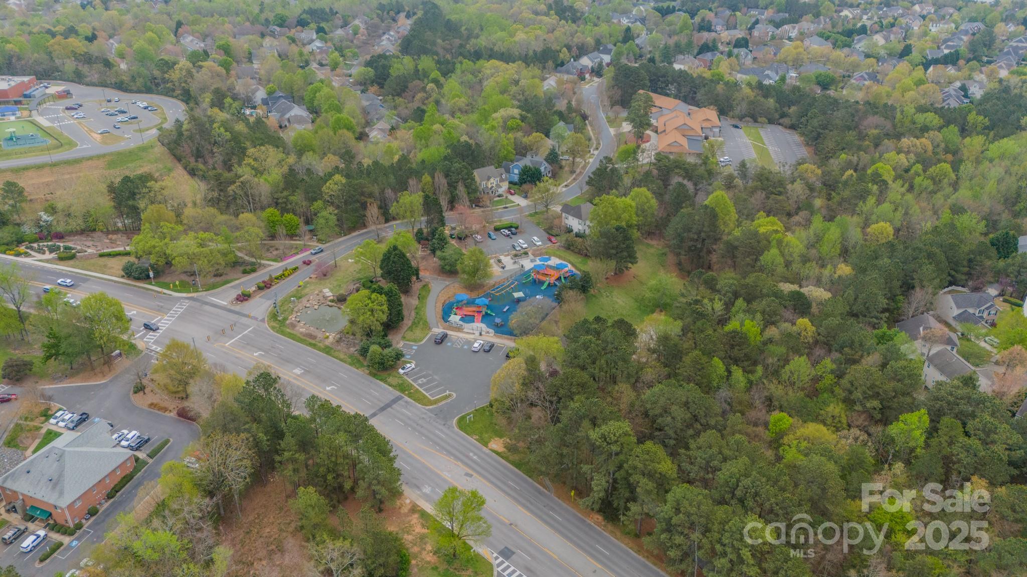 Tega Cay - Residential