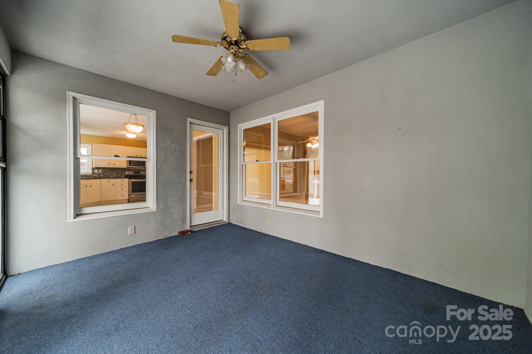 Tega Cay - Residential