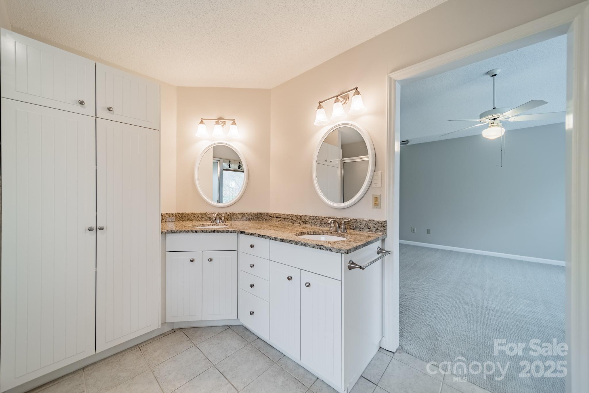 Tega Cay - Residential