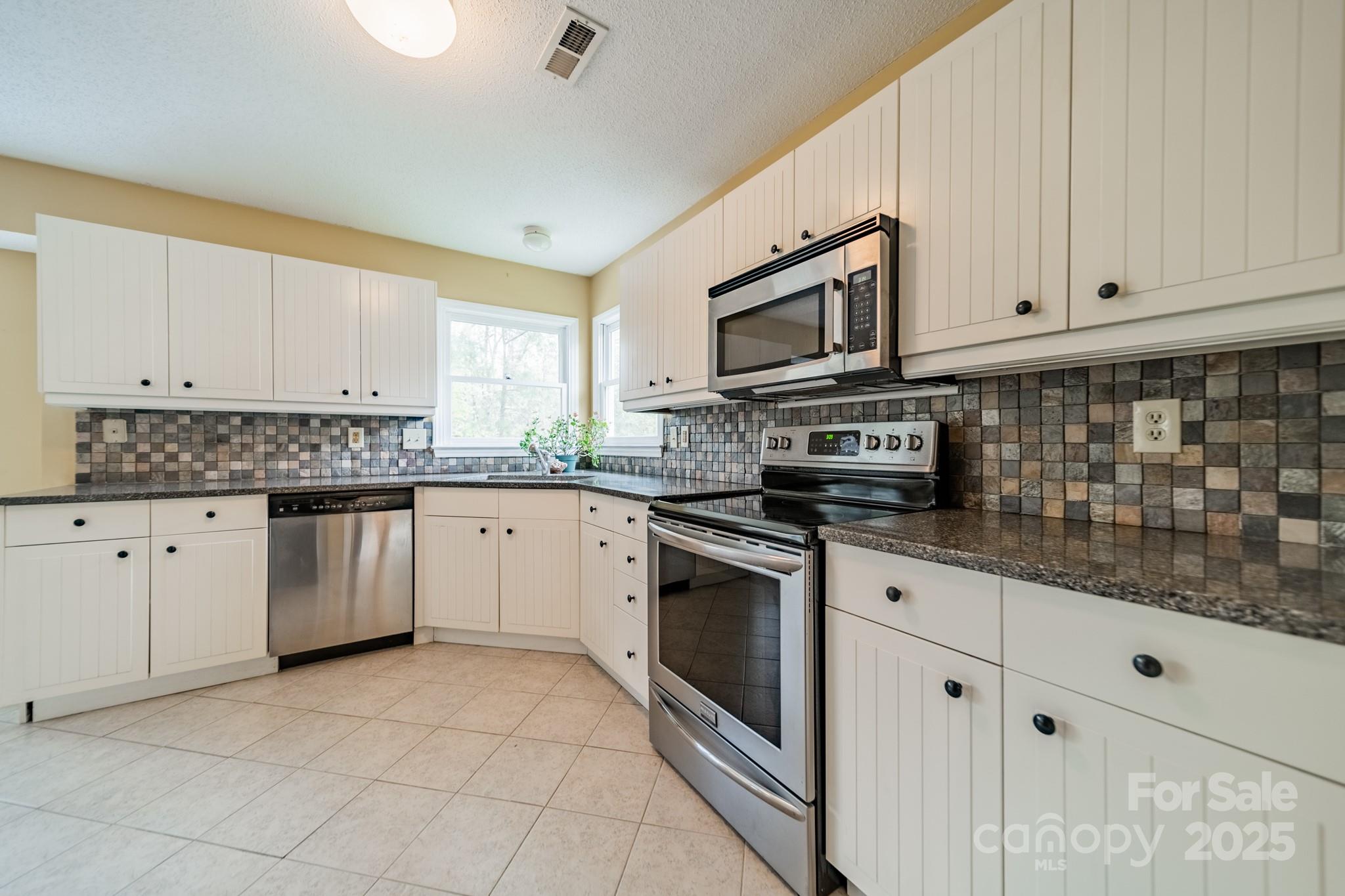 Tega Cay - Residential