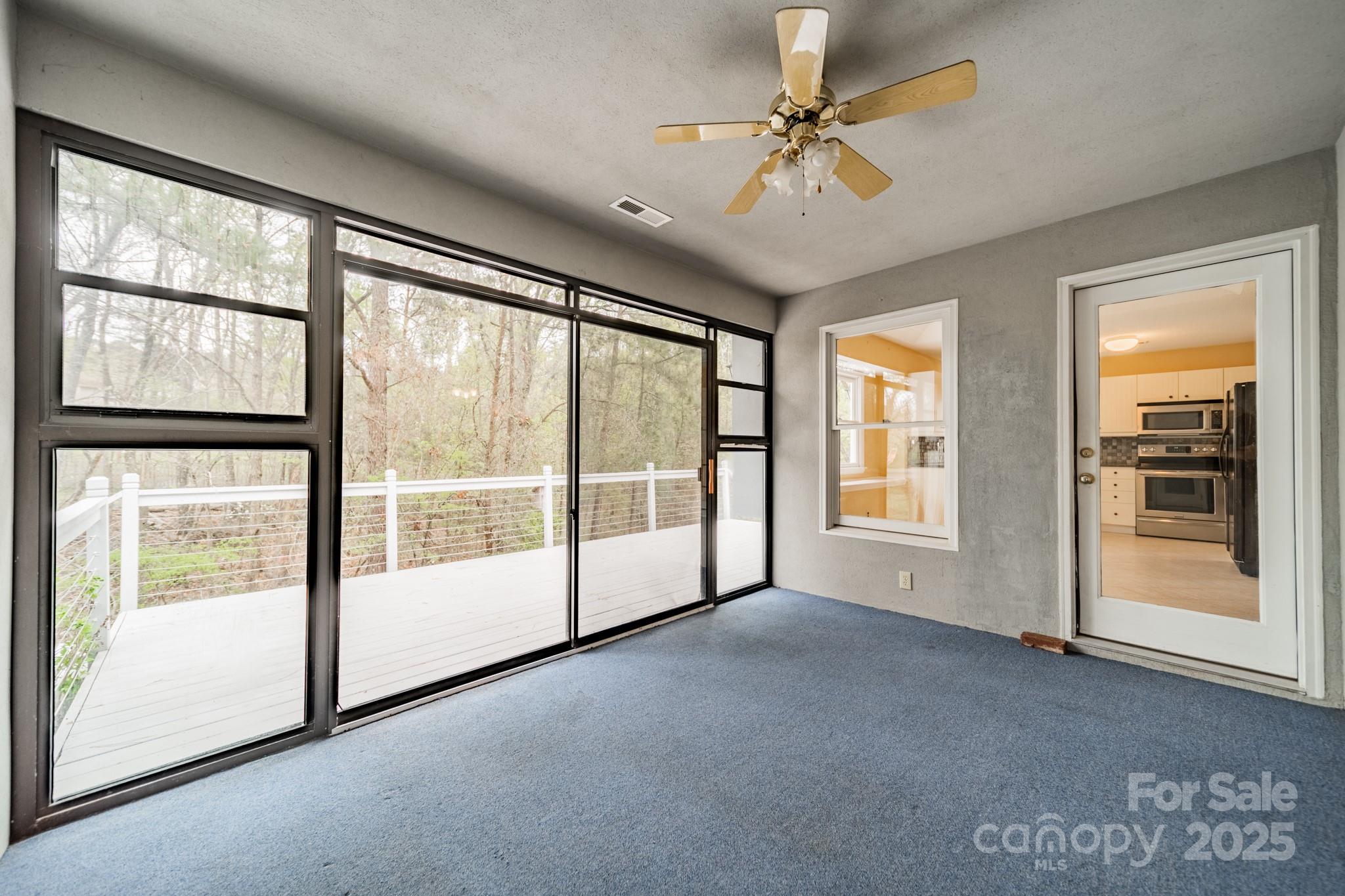 Tega Cay - Residential