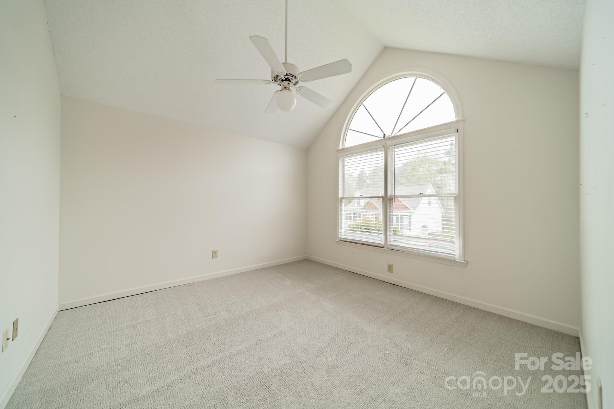 Tega Cay - Residential