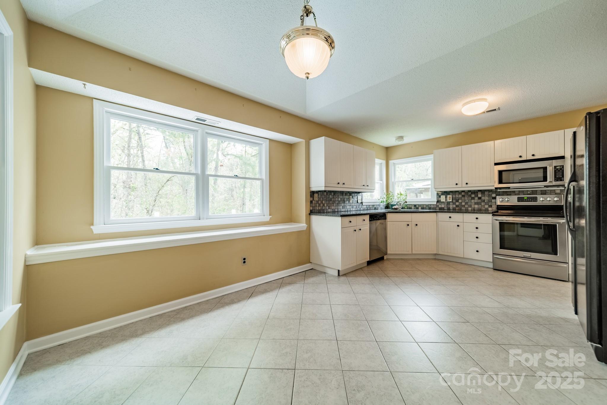 Tega Cay - Residential