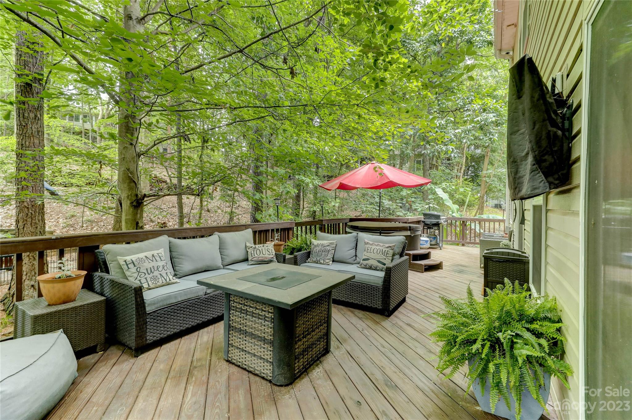 Tega Cay - Residential