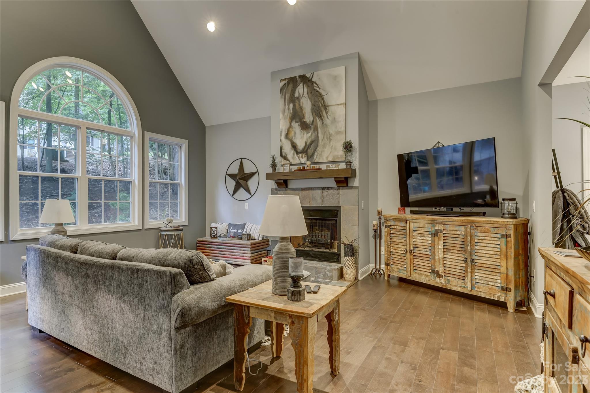 Tega Cay - Residential