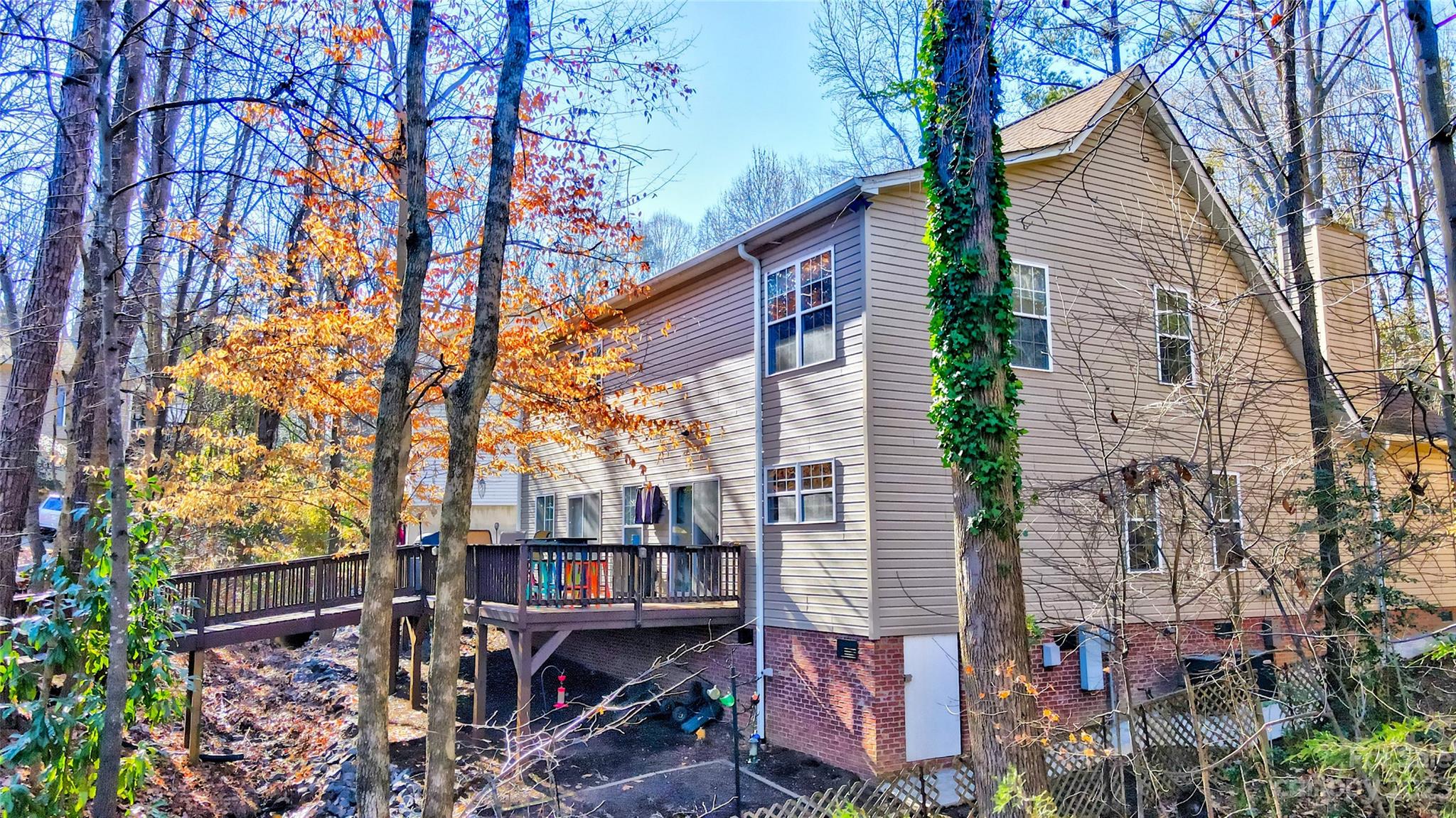 Tega Cay - Residential