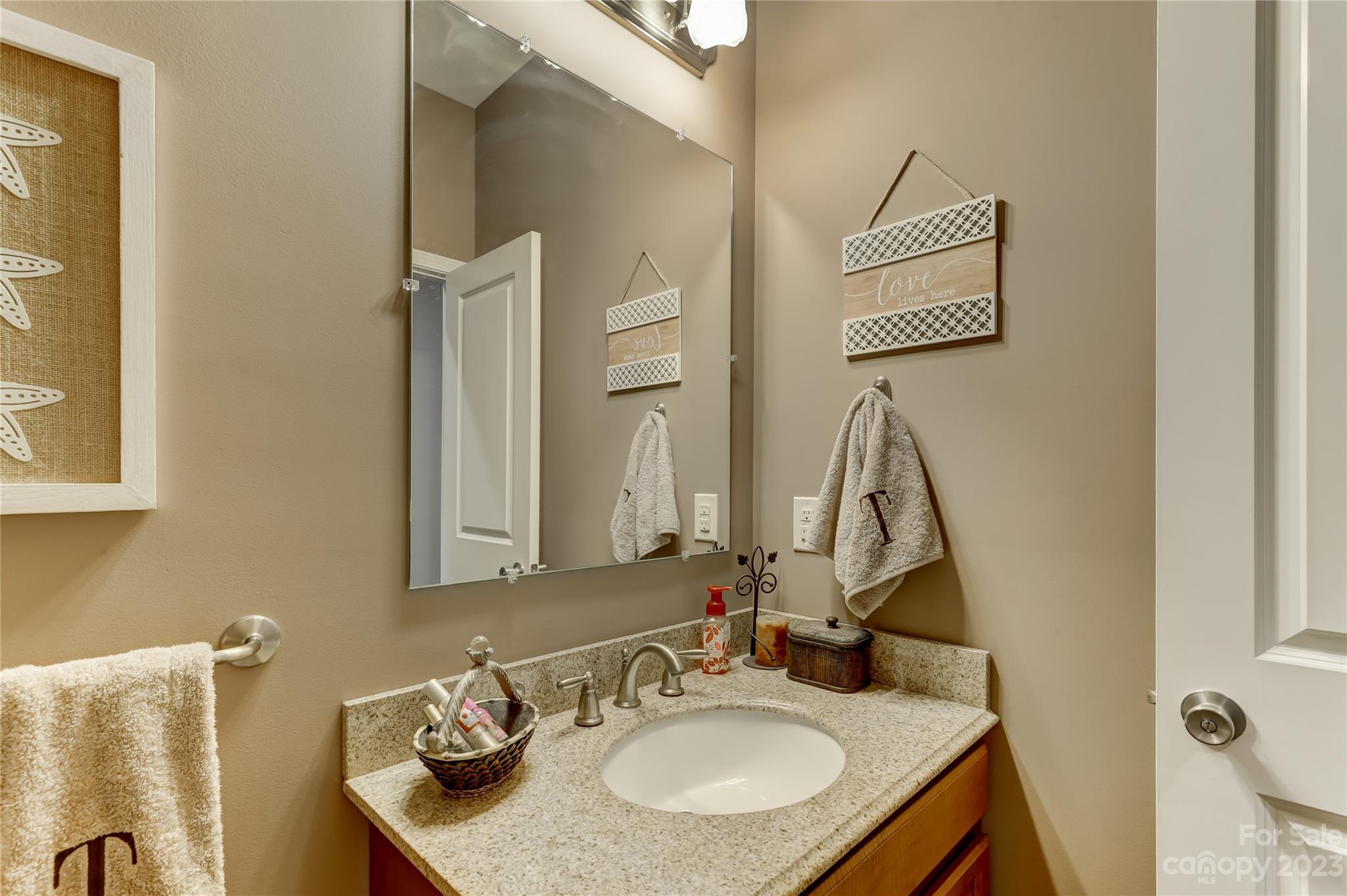 Tega Cay - Residential