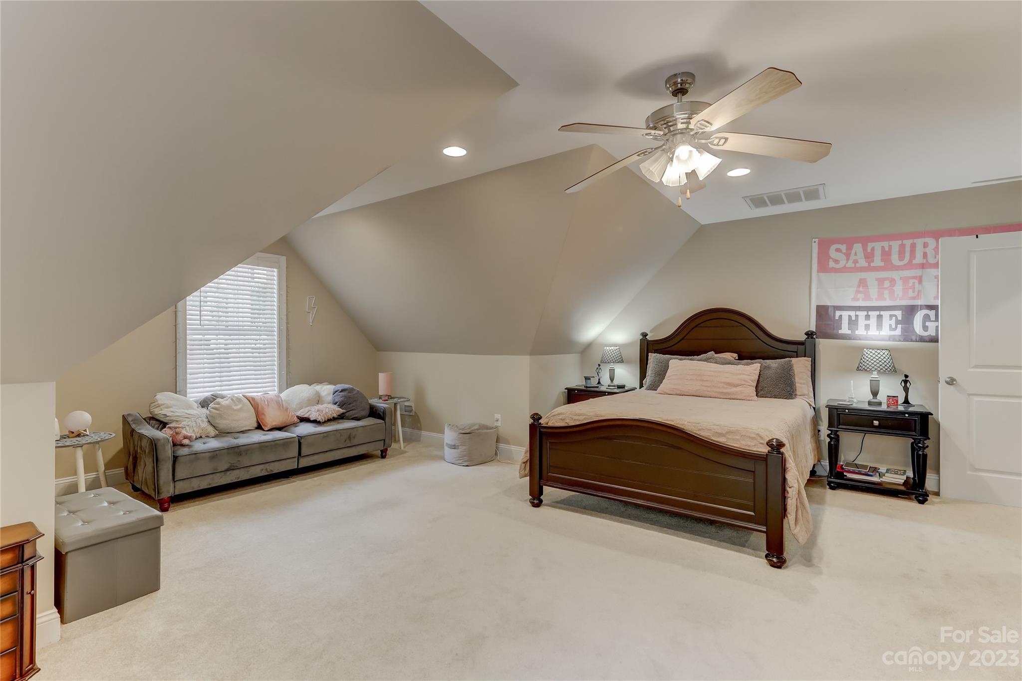 Tega Cay - Residential