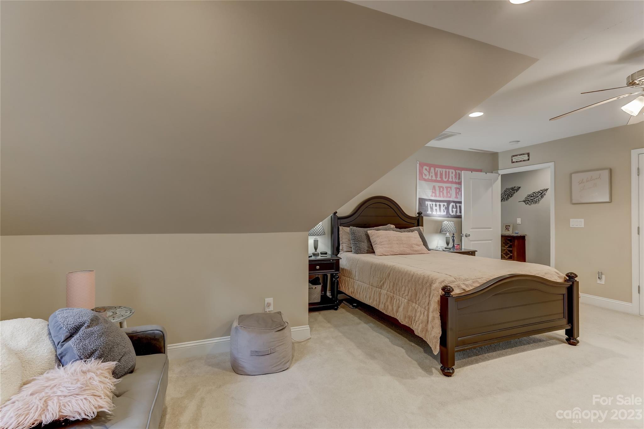 Tega Cay - Residential