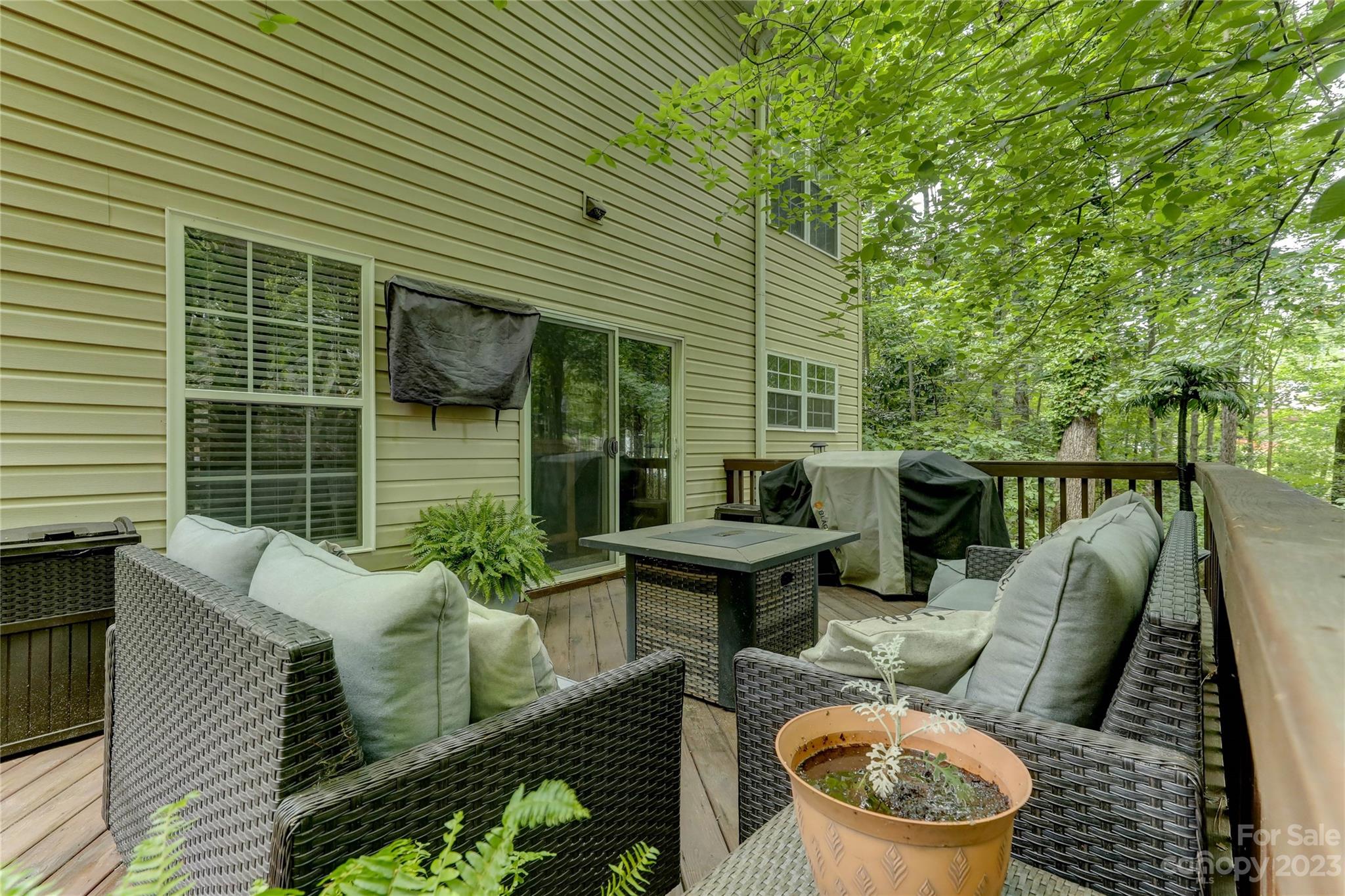 Tega Cay - Residential