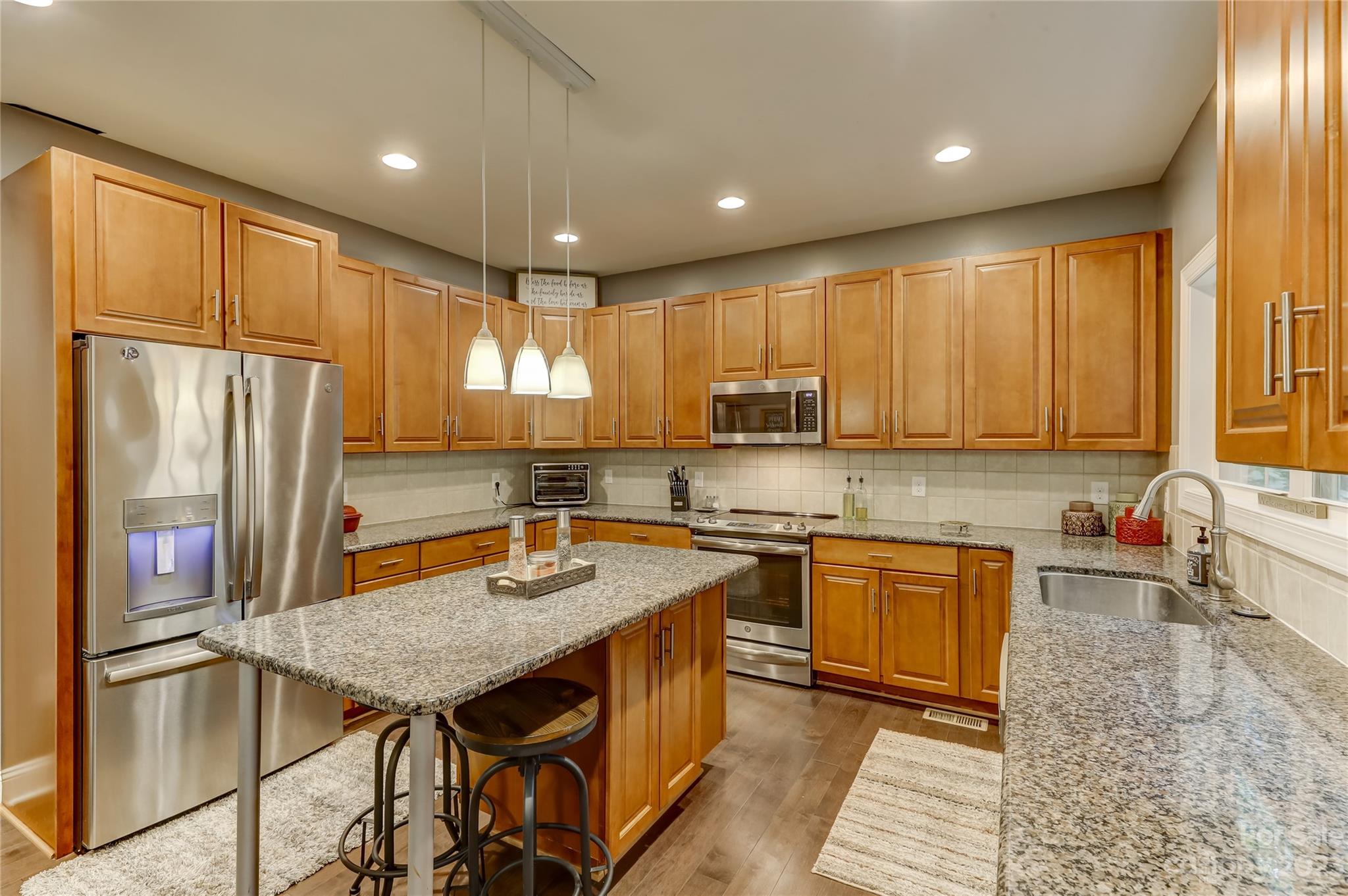 Tega Cay - Residential