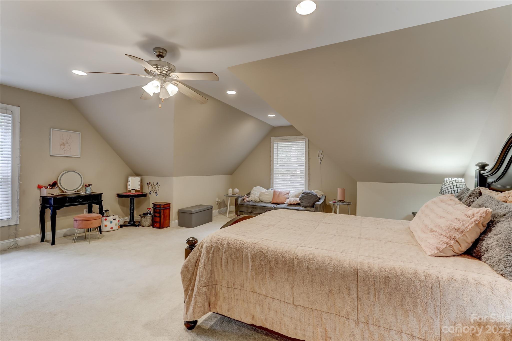 Tega Cay - Residential