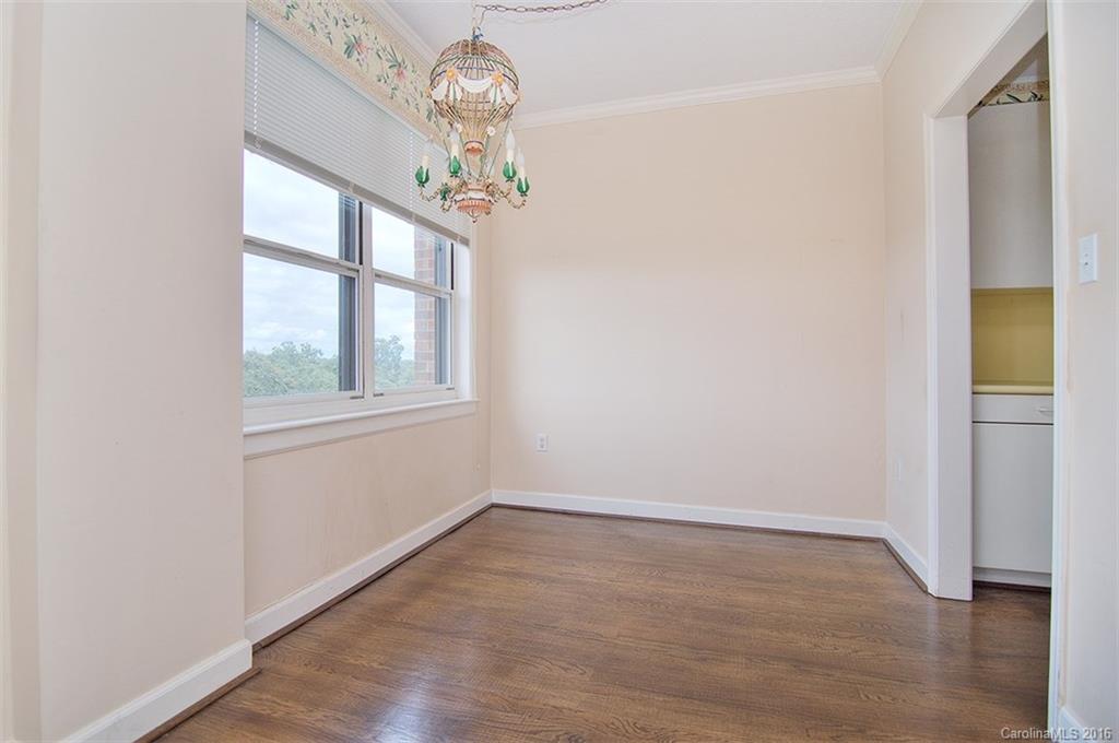 Carlton - Residential