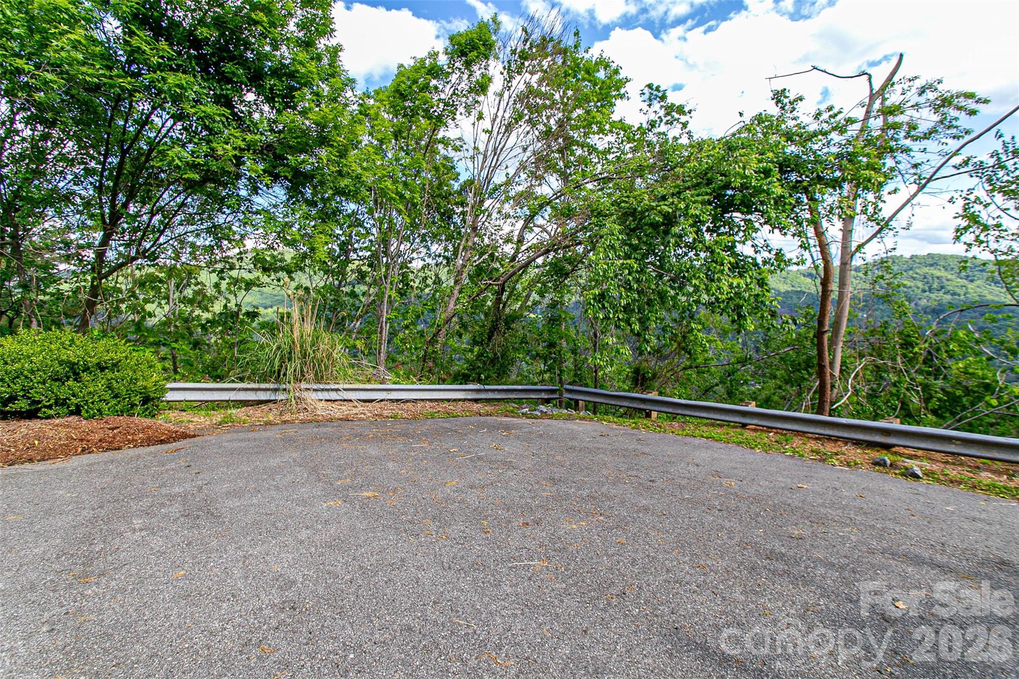 99999 BLACK OAK Drive 13