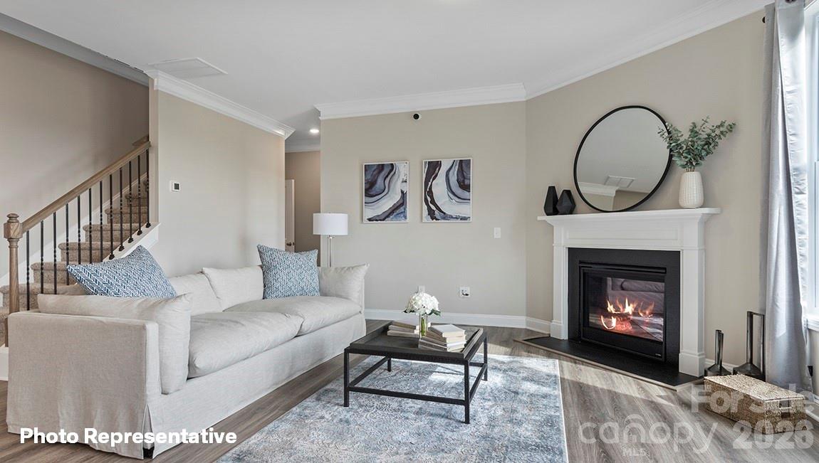 FALLS COVE AT LAKE NORMAN - Residential