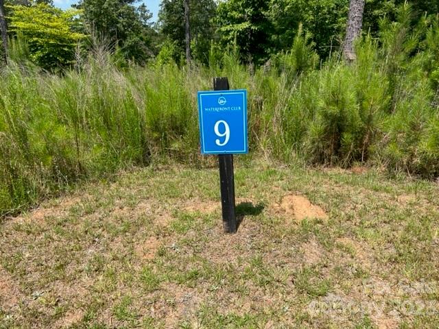 The Waterfront Club - Land