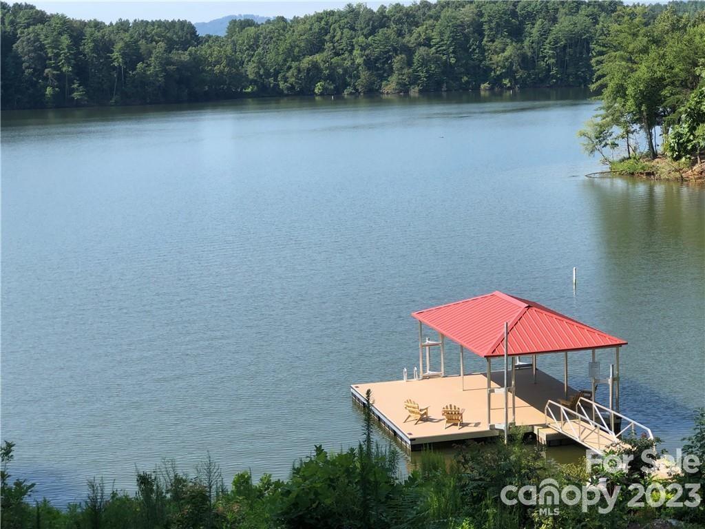 The Waterfront Club - Land