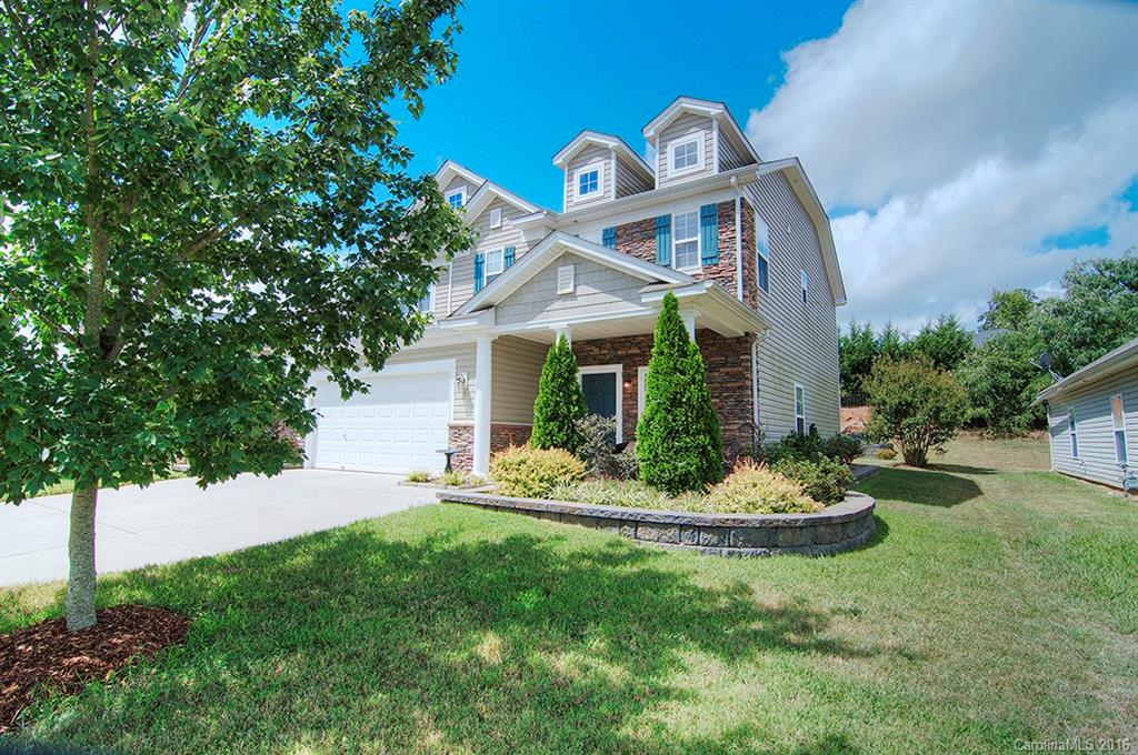 Hamilton Lakes - Residential