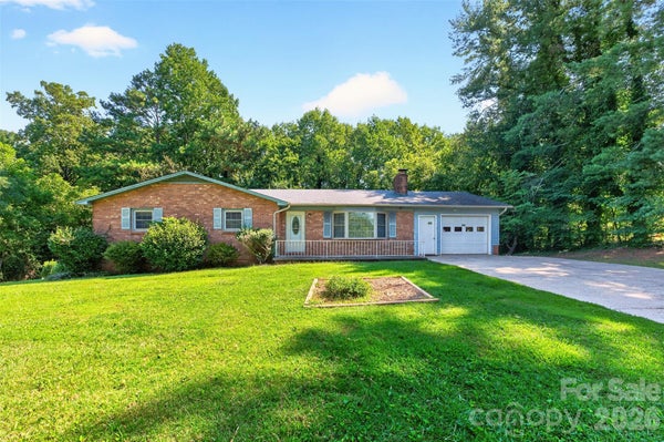 632 WILDLIFE ACCESS RD, HICKORY, NC 28601 - Image e18d3c27afb02a9d224bcd6b141dcdd3/796359536