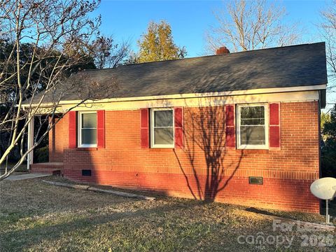 Photo of 538 Bowman Road, Charlotte, NC 28217 (MLS # 4380942)