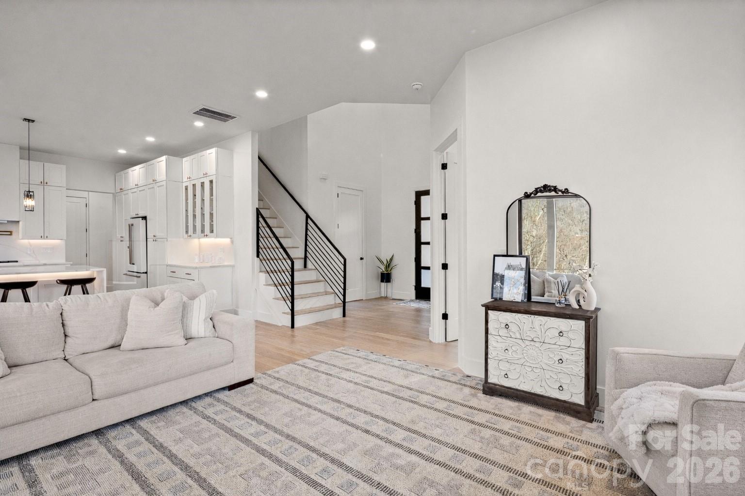 Chestnut Mountain - Residential