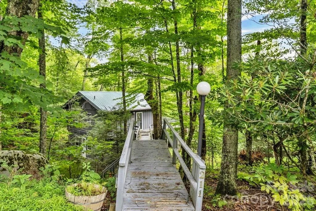 211 Foxgrape Hollow Unit 77, Beech Mountain, NC, 28604