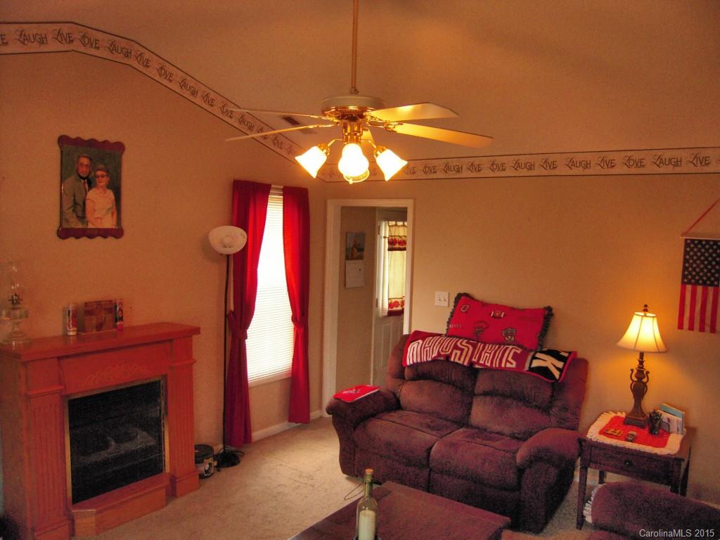 Windward Oaks - Residential