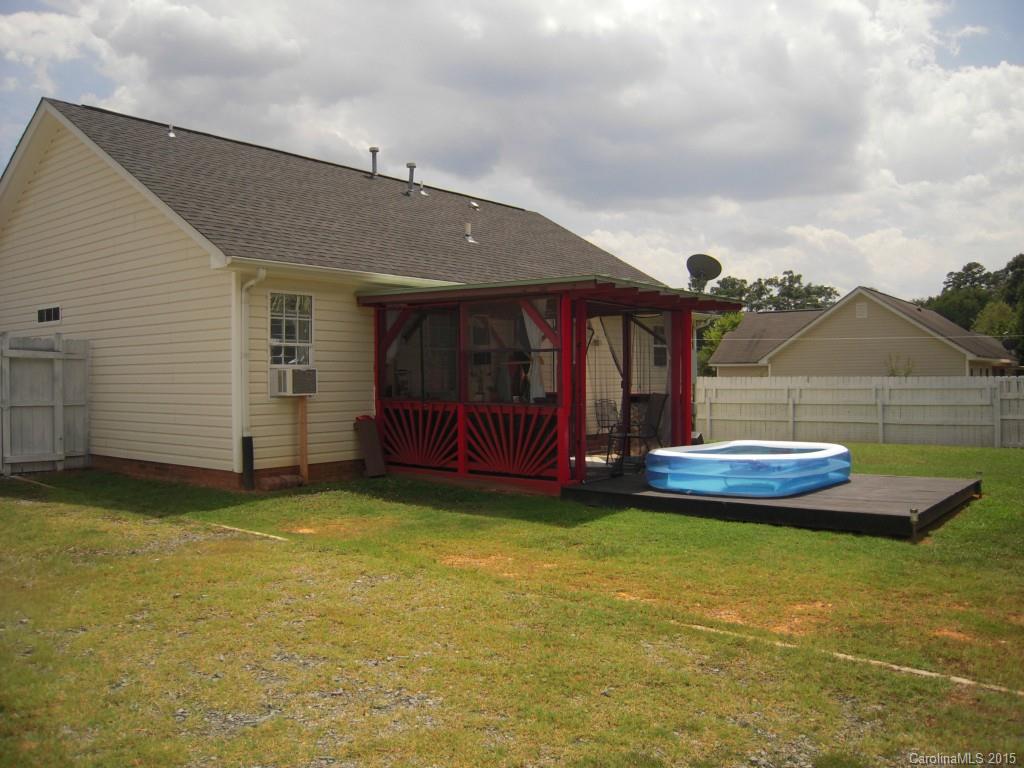 Windward Oaks - Residential