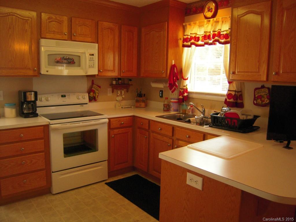 Windward Oaks - Residential