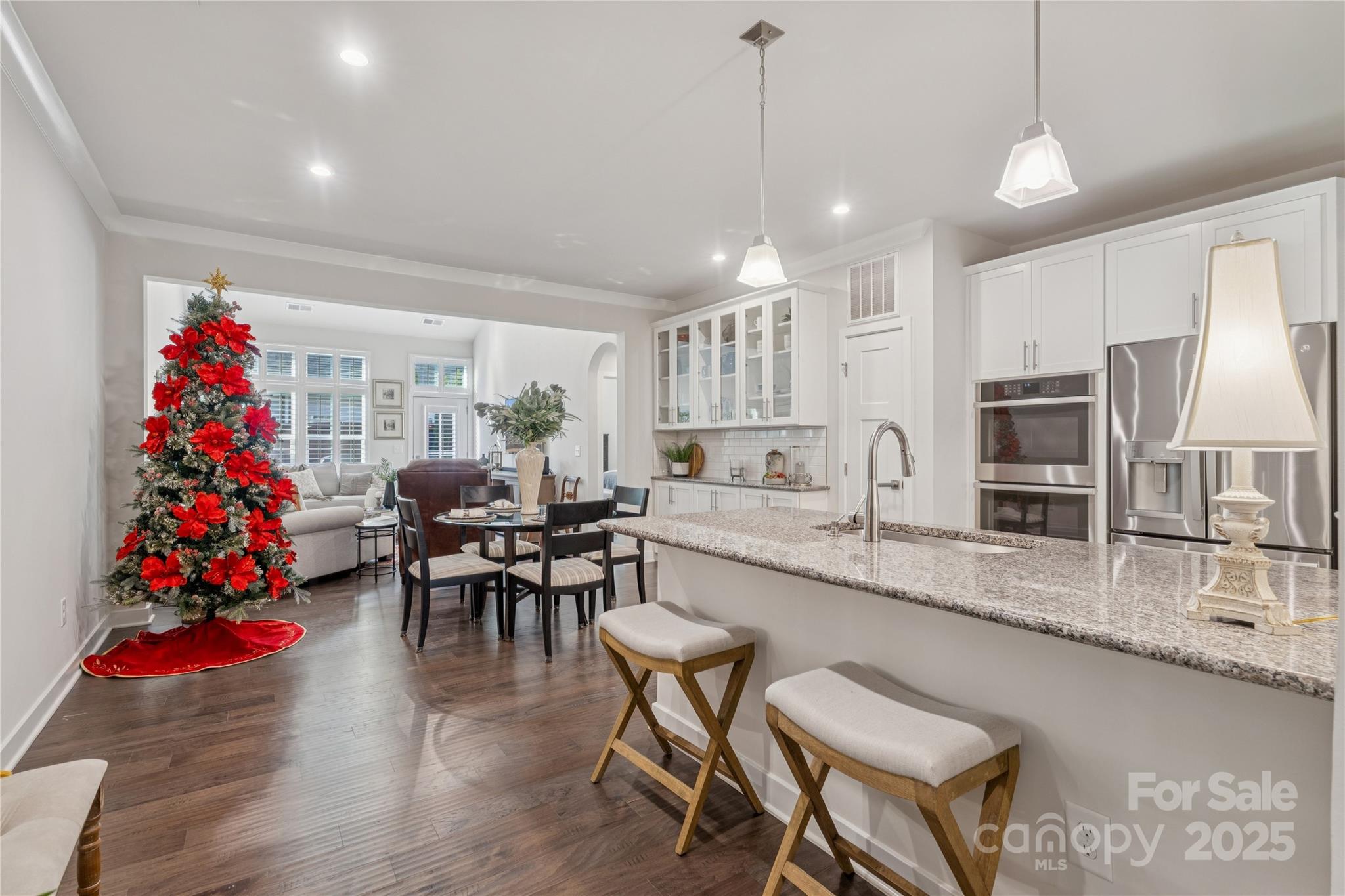 5812 Barrowlands Court