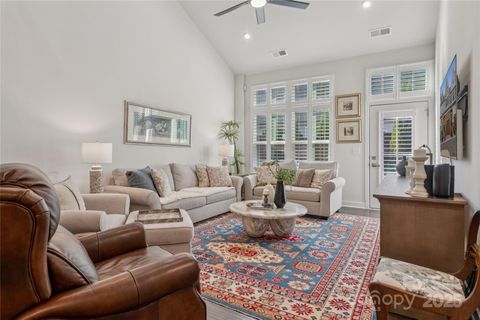 5812 Barrowlands Court Charlotte NC 28210