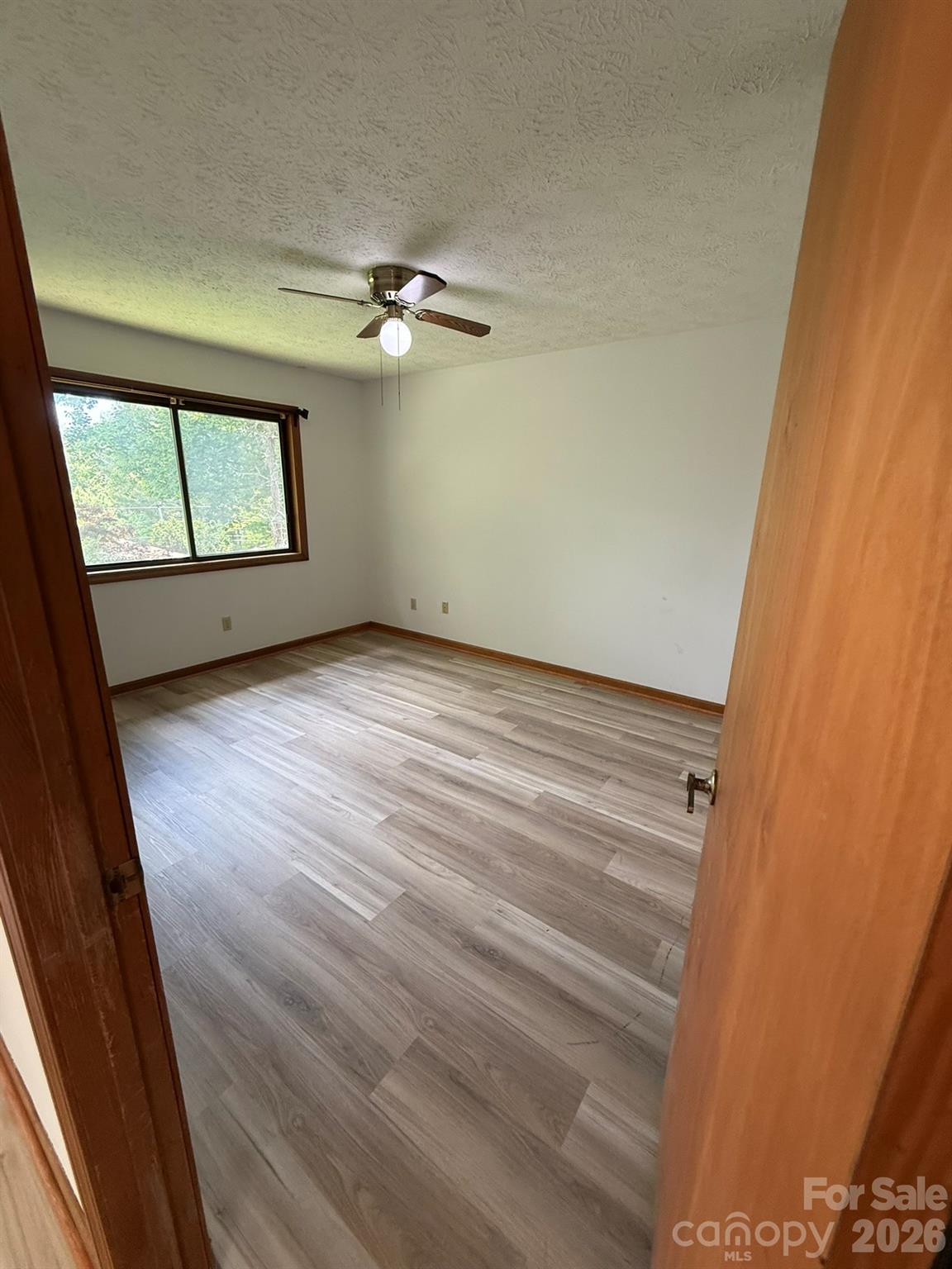 581 Courtwood Lane 6