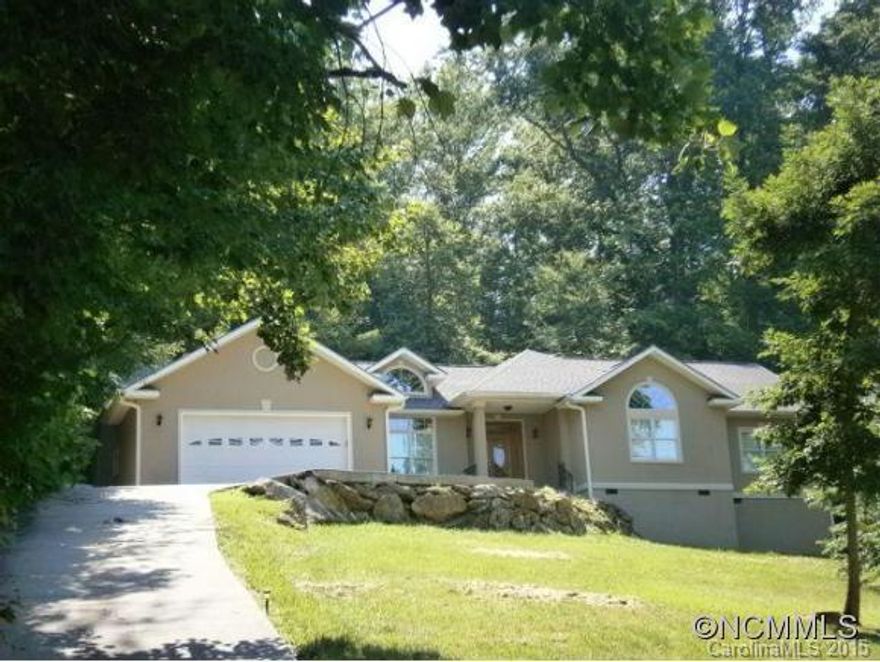 Light filled 1 Level Contemporary Home. Enormous Kitchen/Family Room, Office Nook off Kitchen, Formal Living & Dining Rooms. Vaulted Ceilings. Master Suite with Walk-in Closets, Spa Tub, Shower, His/Her Vanities. Laundry Room adjacent to Bedrooms. Central Vacuum. High quality finishes. Rear entertainment patio. Backyard some 30' deep. 2 Car Attached Garage. Highly desired neighborhood. A wonderful home at a great price. Go and Show!