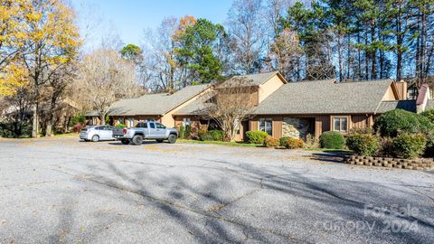 A home in Hickory