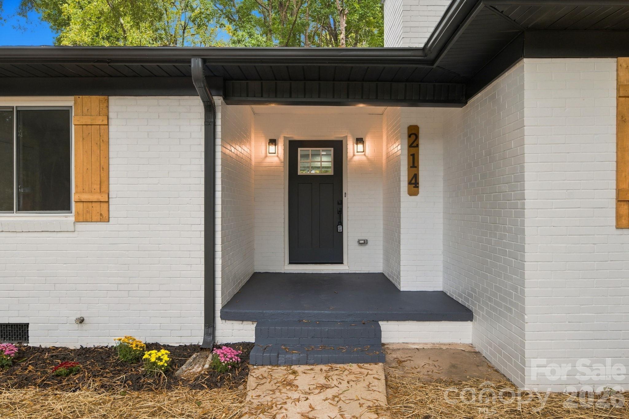 214 Dalewood Avenue
