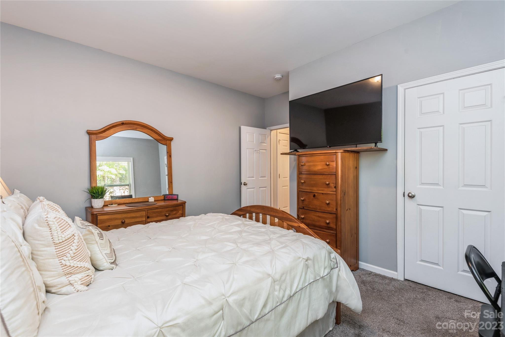 Lake Forest - Residential