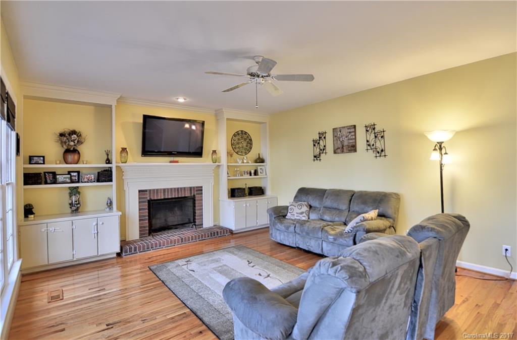 Cedarfield - Residential