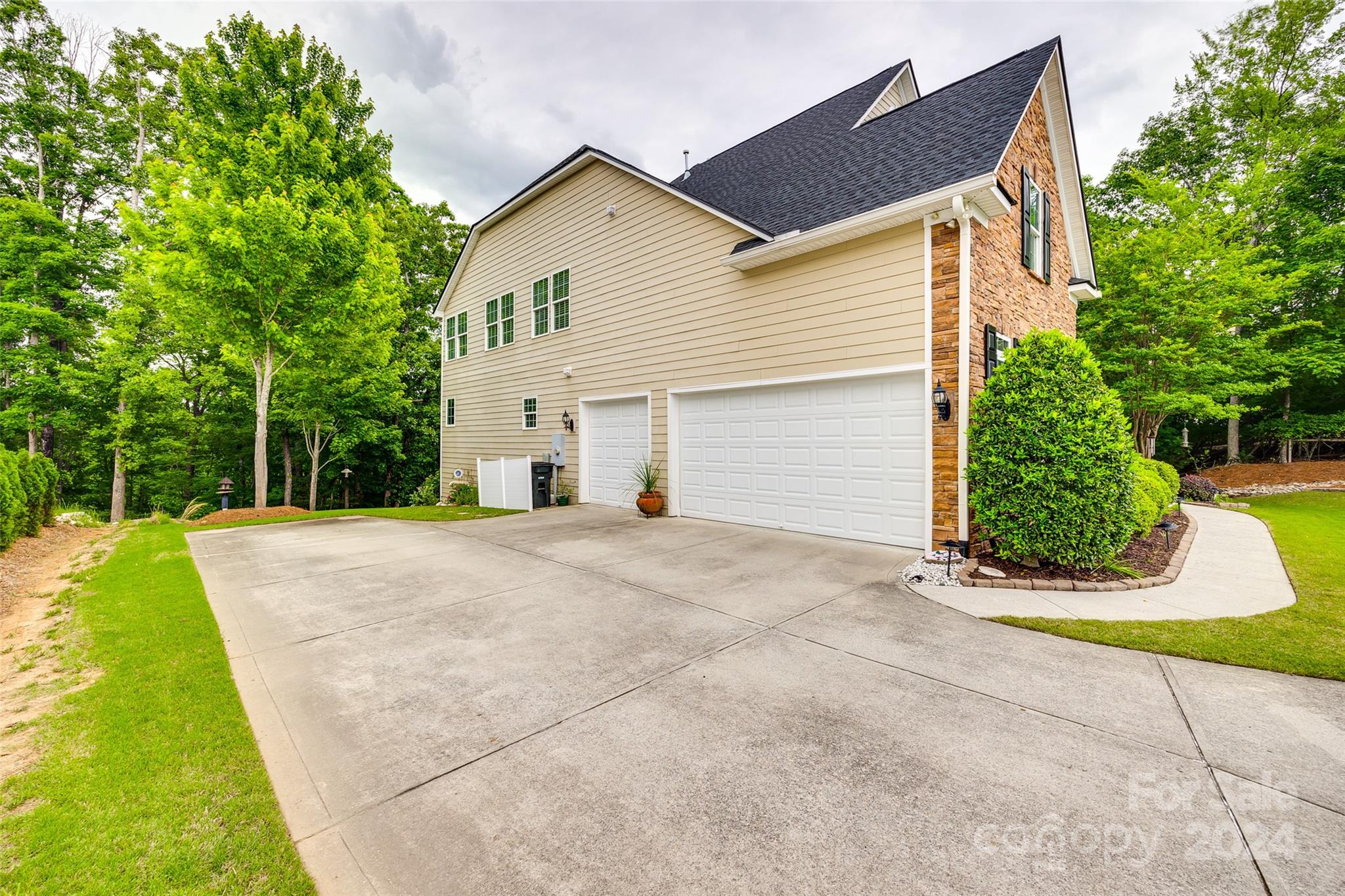 Serenity Point - Residential