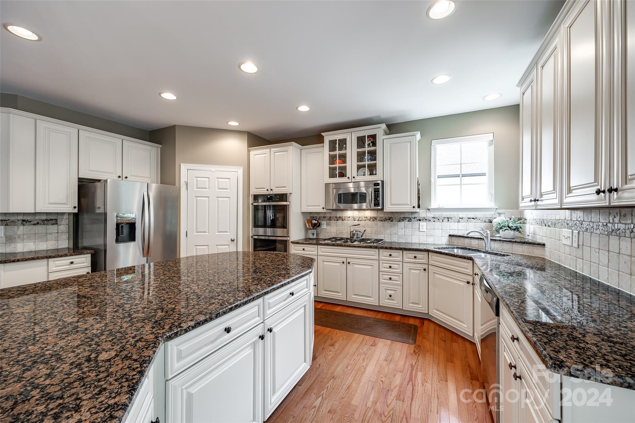 Serenity Point - Residential