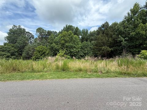 3024 Downing Street #19A Shelby NC 28152
