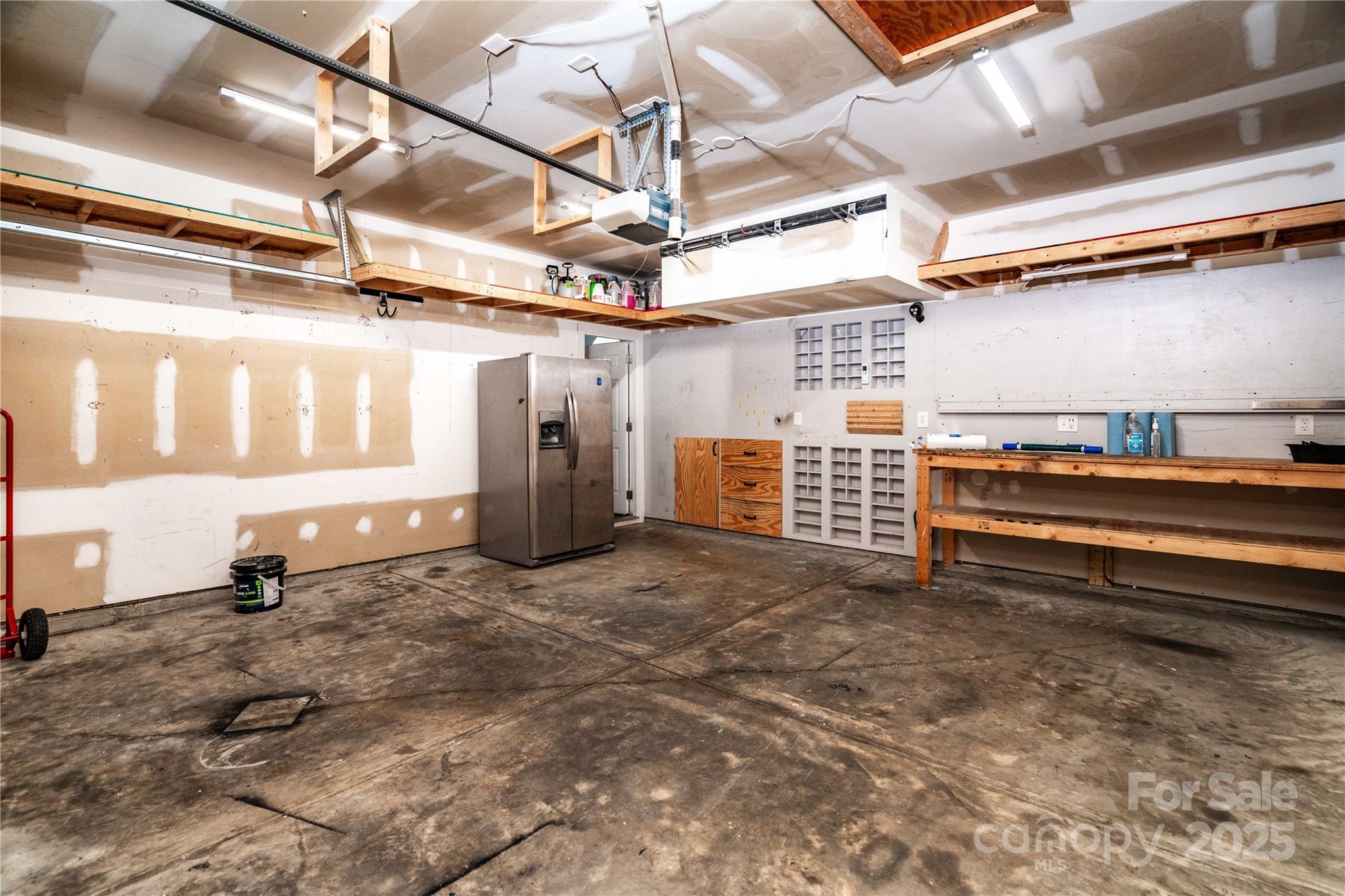 Jones Branch - Residential