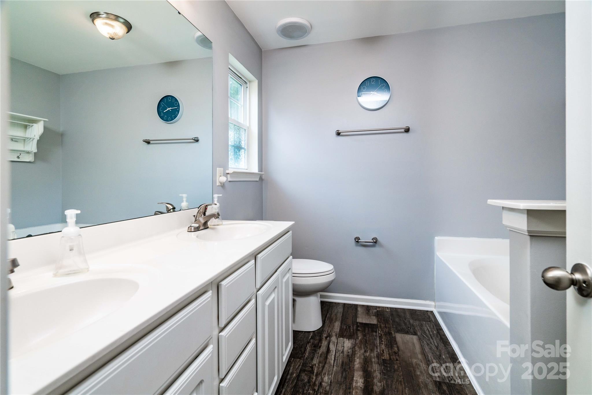 Jones Branch - Residential