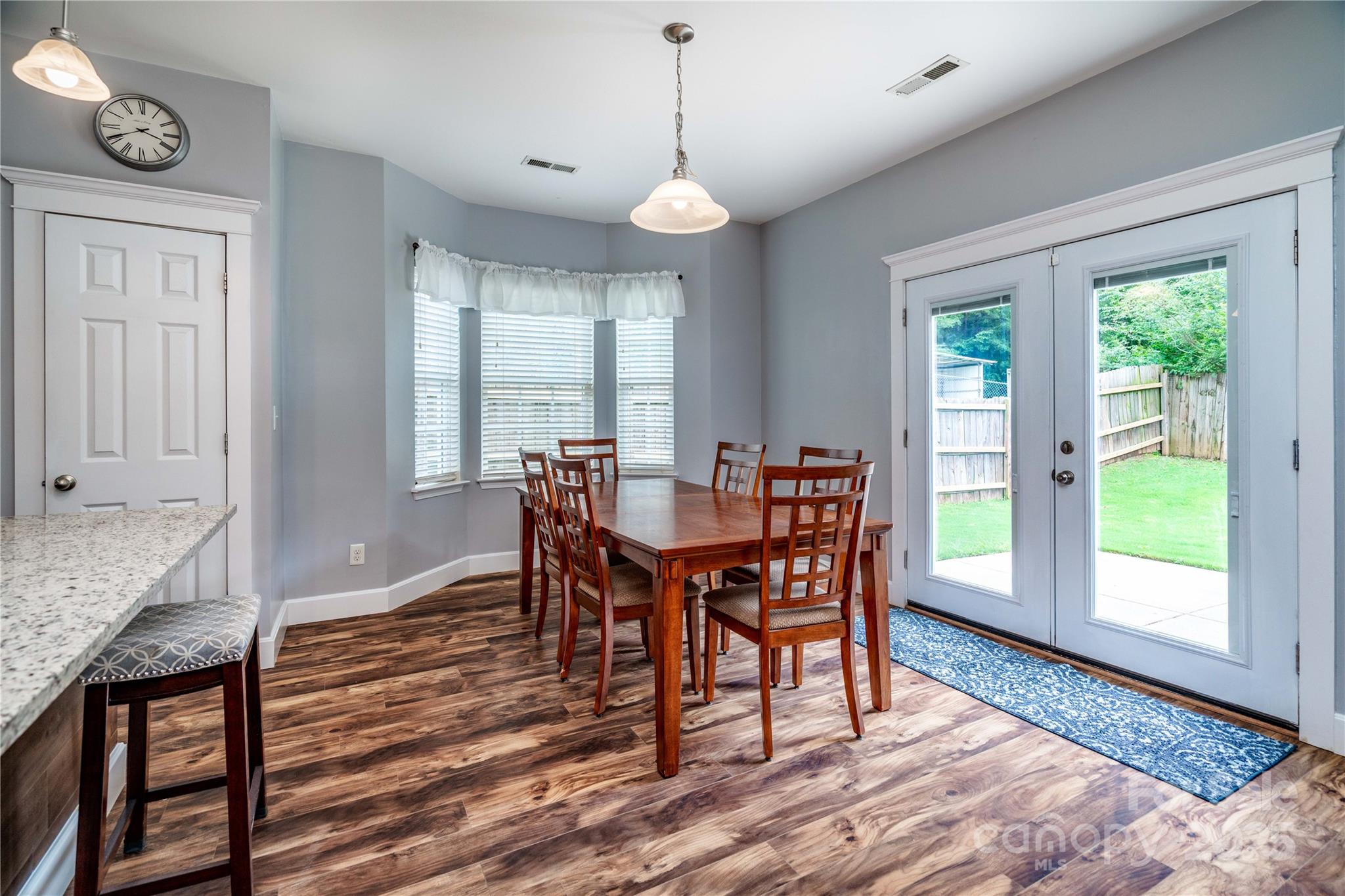 Jones Branch - Residential