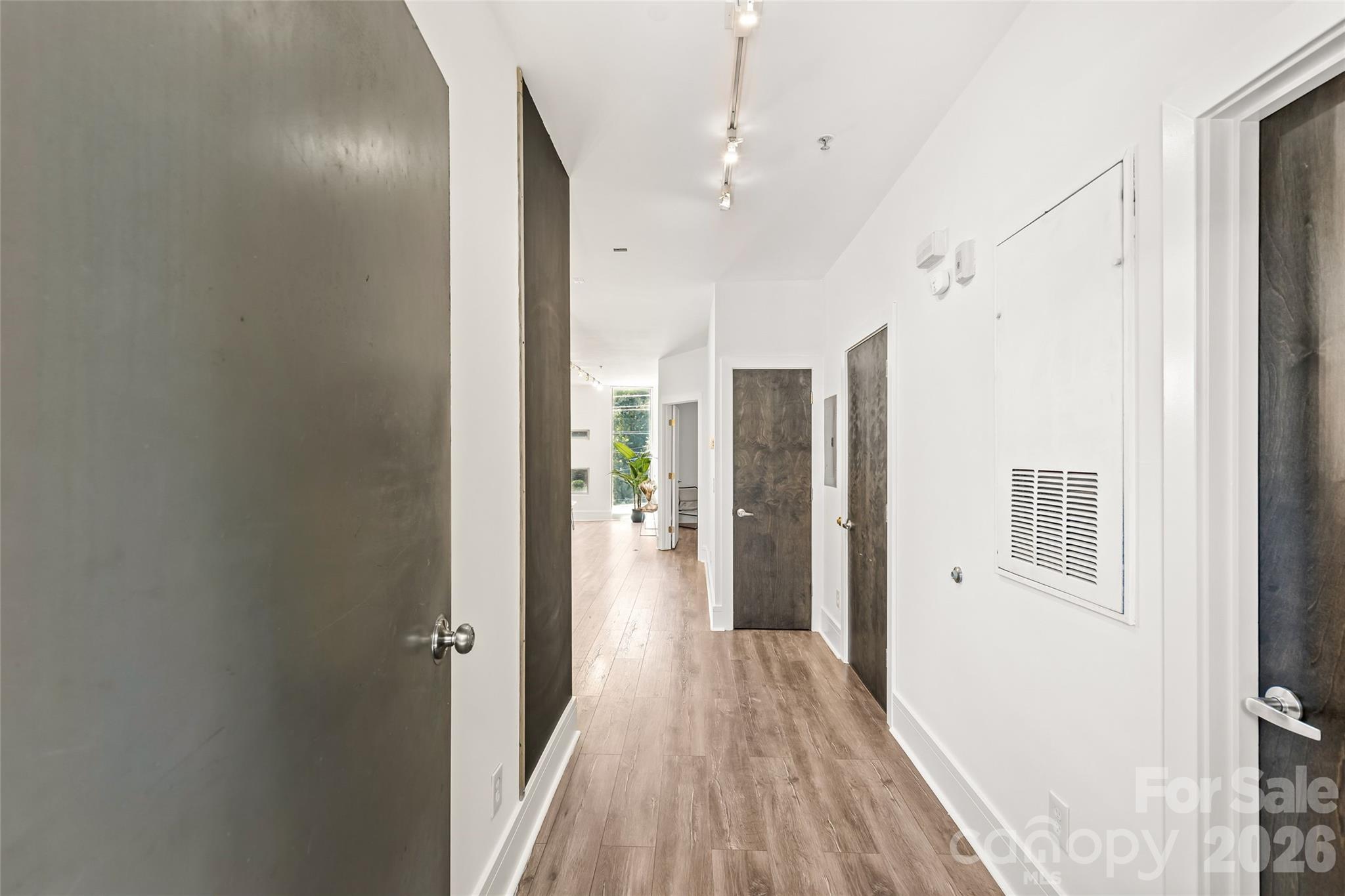 1600 Fulton Avenue