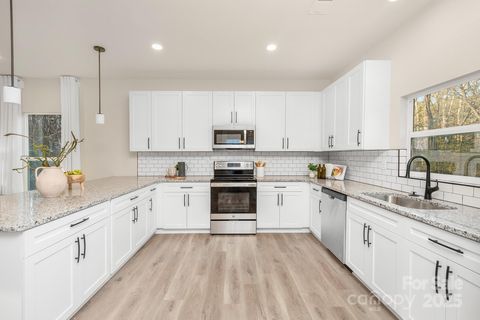 804 Plaza Walk Drive Charlotte NC 28215