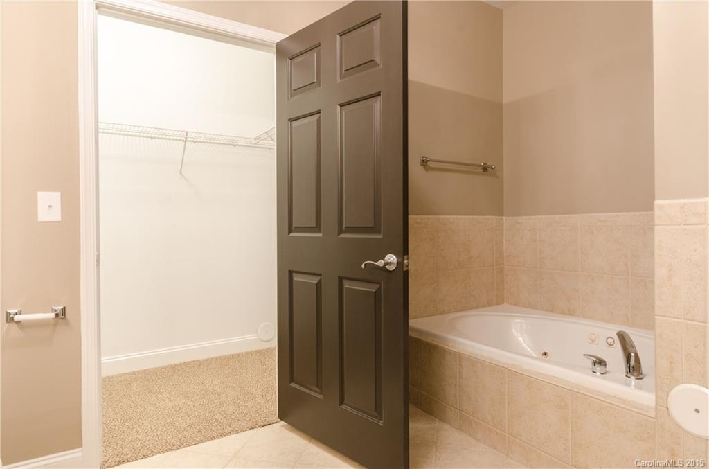 Harbor Point Village - Residential