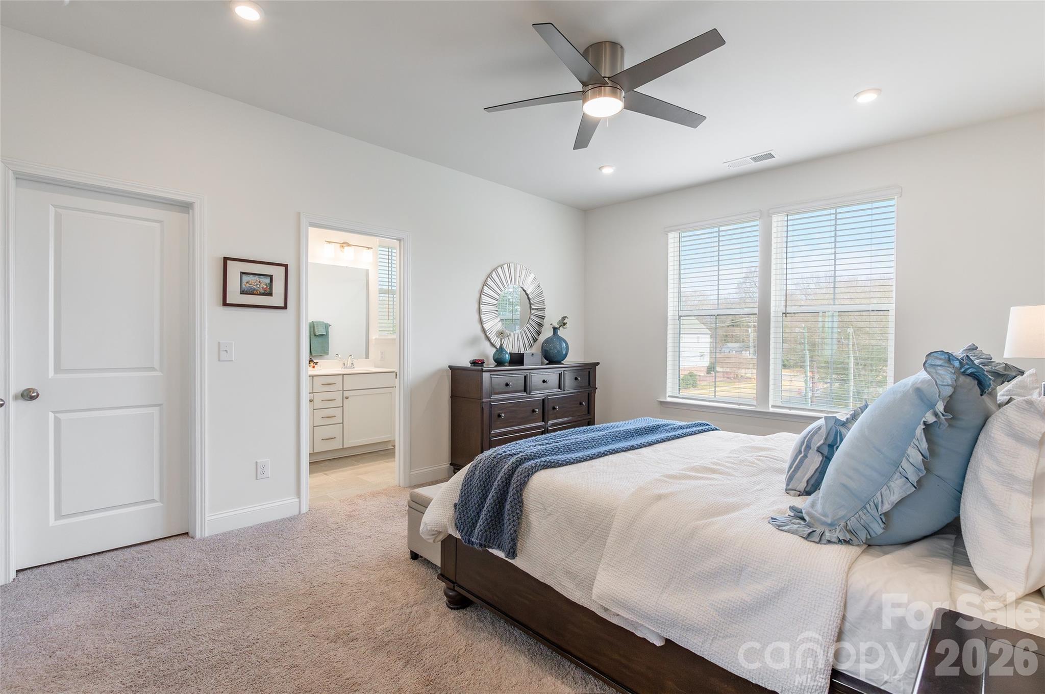 The Townes of Cotswold - Residential