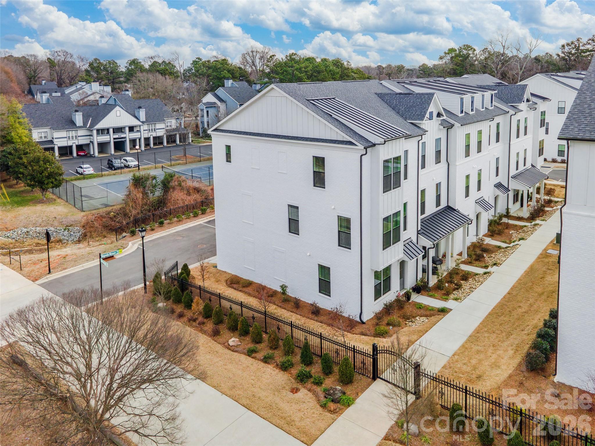 The Townes of Cotswold - Residential