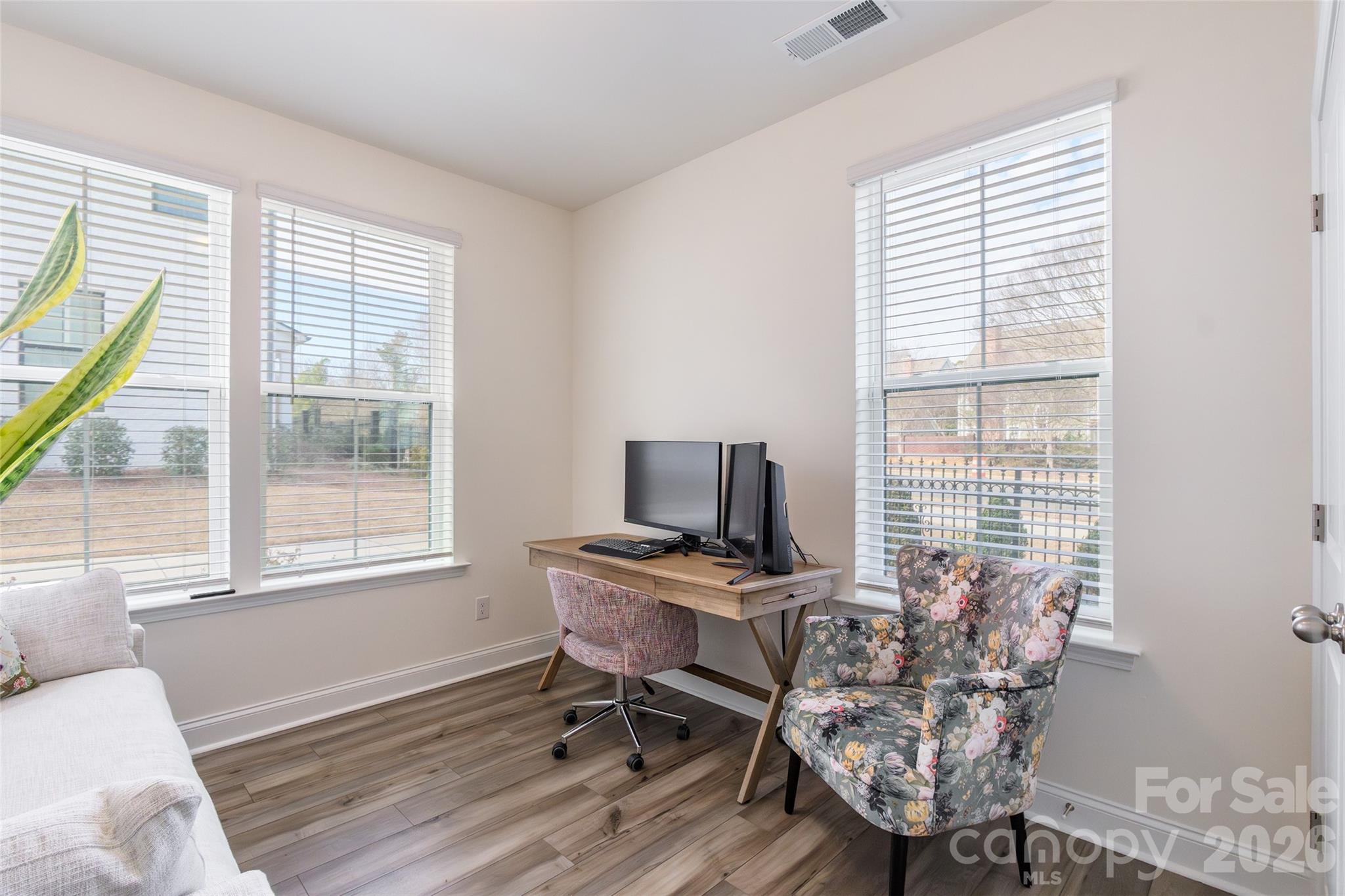 The Townes of Cotswold - Residential